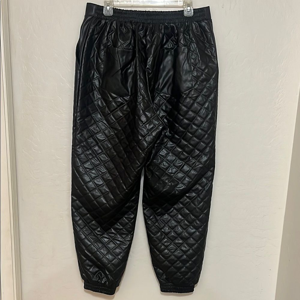 Fashion Nova Peyton Quilted Jogger Black Faux Leather High Waisted Pants Modern - Picture 8 of 16